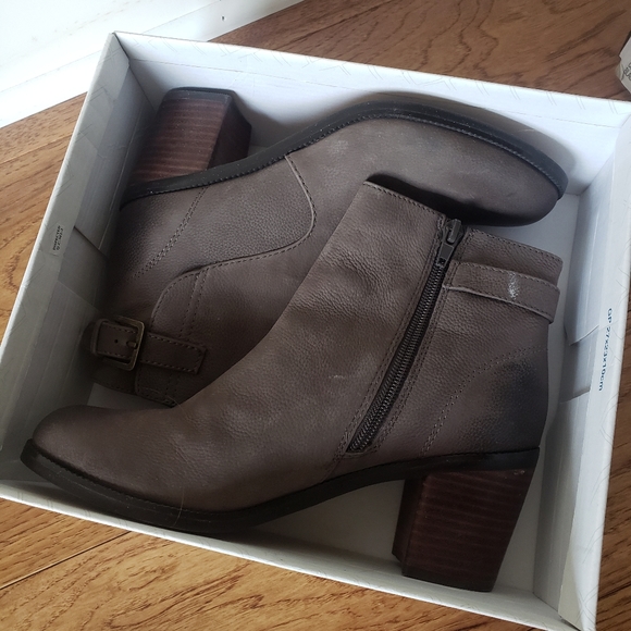 Booties - Picture 5 of 5